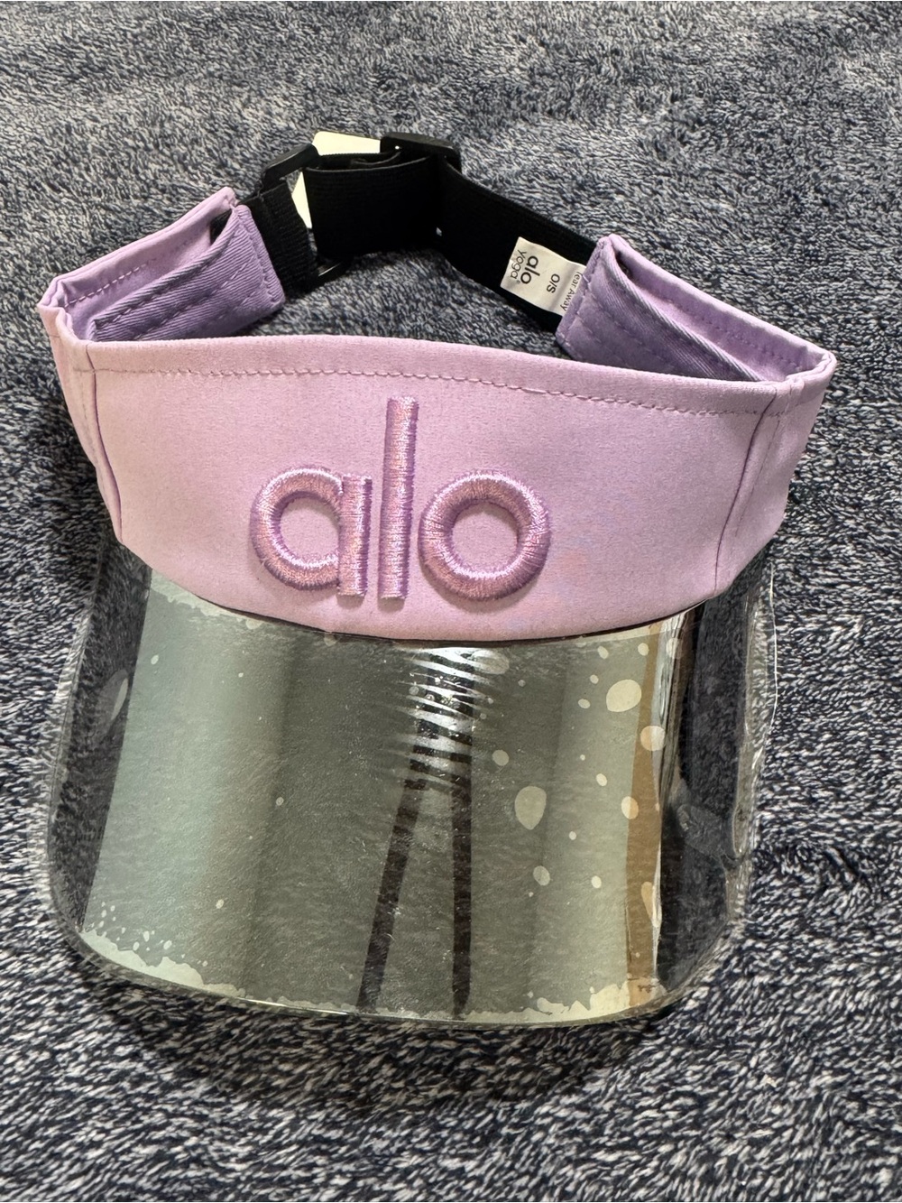 NEW Alo Yoga Airlift Solar Visor in Purple